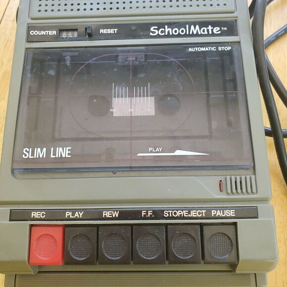 Schoolmate Slim Line Vintage Cassette Recorder Works Model HA-802 MPC-785 AC/DC - Picture 2 of 8